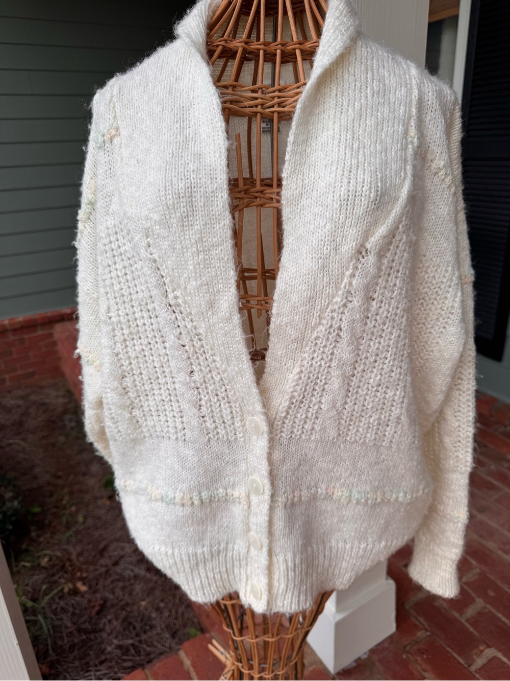 Vintage 80s Here’s A Hug Cardigan M Ivory Pastel Textured Knit Grandpa